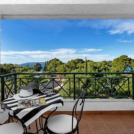 Dev On The In The Center Apartment Makarska