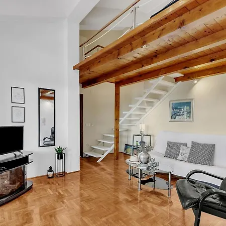 Dev On The In The Center Apartmán *